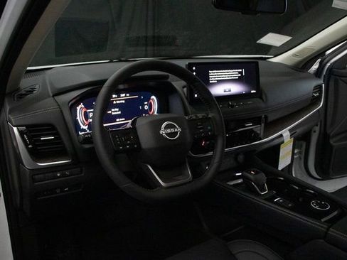 New 2026 Nissan Rogue Platinum w/ Platinum Premium Package image 24