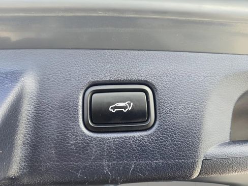 Used 2022 Hyundai Palisade SEL w/ 8P Bench Seat Package image 15