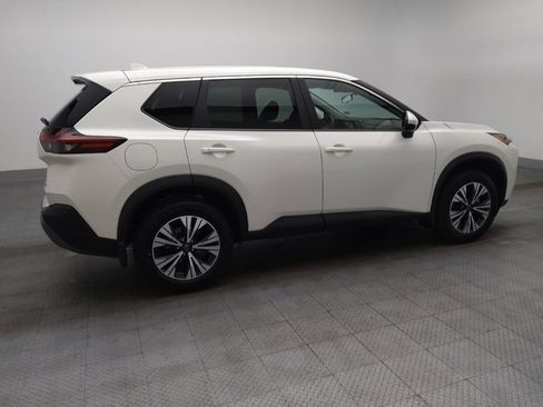 Used 2023 Nissan Rogue SV image 10