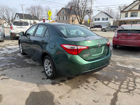 Used 2016 Toyota Corolla LE image 3