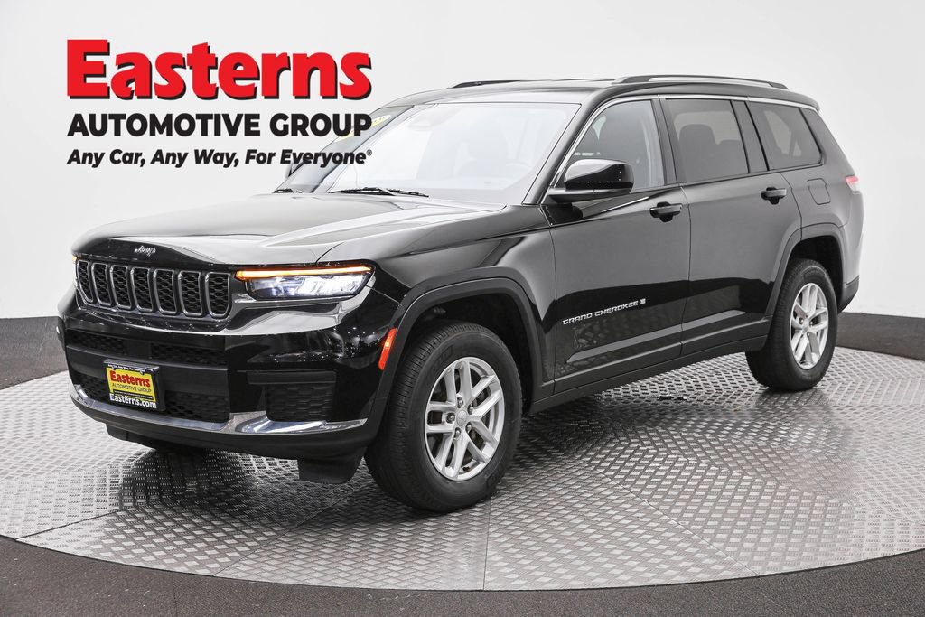 Used 2022 Jeep Grand Cherokee L Laredo w/ Luxury Tech Group I AWD/4WD image 1