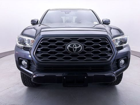 Used 2021 Toyota Tacoma TRD Off-Road AWD/4WD image 2