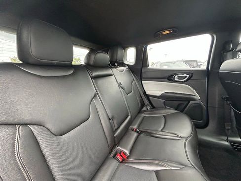 Used 2023 Jeep Compass Limited AWD/4WD image 36