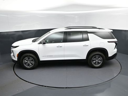 New 2026 Chevrolet Traverse LT image 33