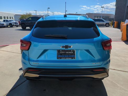 Certified 2025 Chevrolet Trax ACTIV w/ Driver Confidence Package image 5