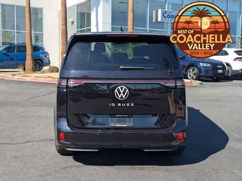 New 2025 Volkswagen ID. Buzz 1st Edition RWD image 4