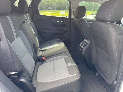 Used 2024 Chevrolet Blazer LT w/ Convenience Package FWD image 13