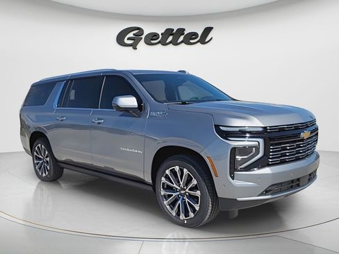 New 2026 Chevrolet Suburban High Country AWD/4WD image 7