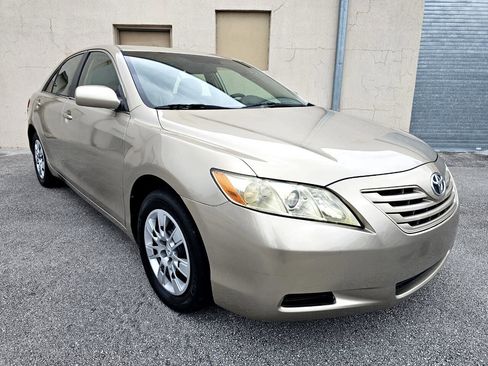 Used 2007 Toyota Camry LE image 11