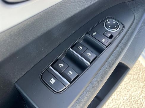 Used 2024 Kia Forte LX image 22