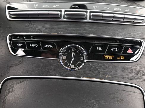 Used 2018 Mercedes-Benz C 300 Sedan image 25