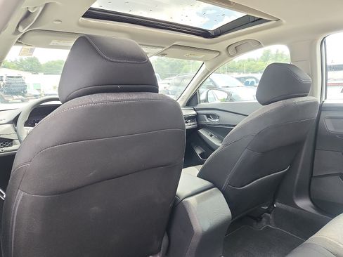 Used 2024 Honda Accord EX image 25