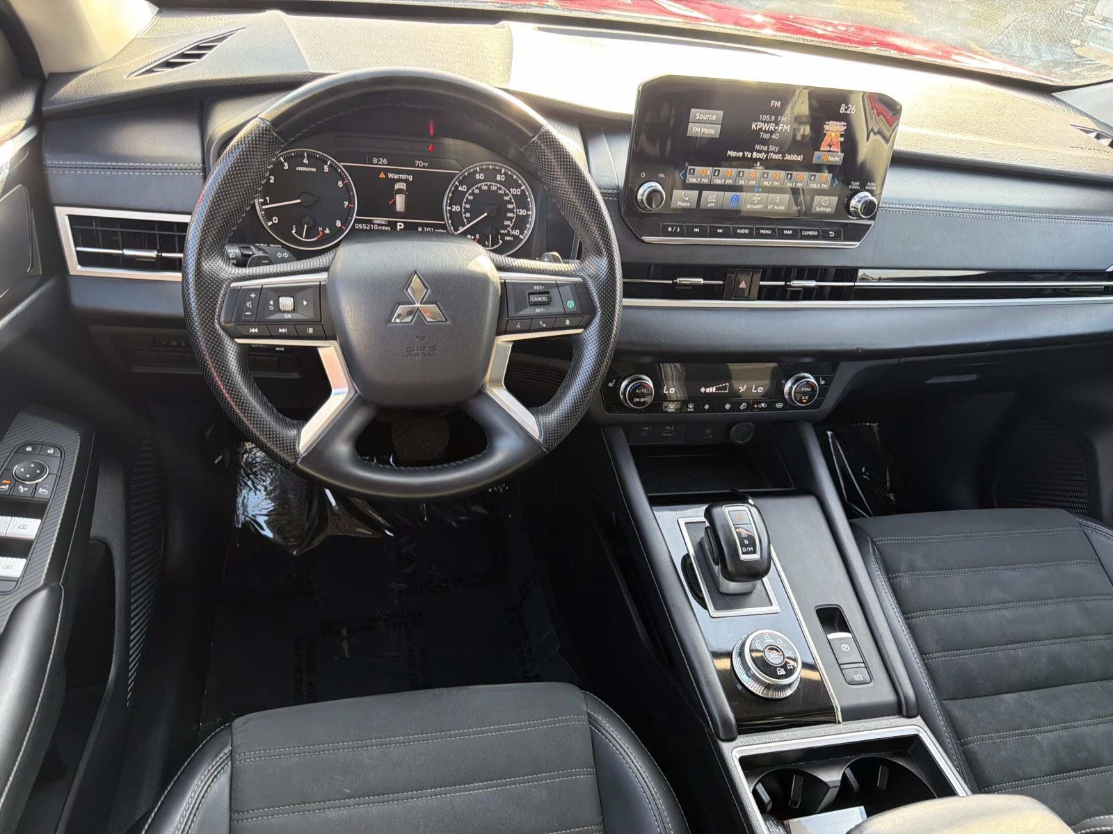 Used 2024 Mitsubishi Outlander AWD image 7