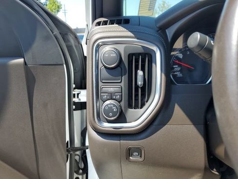 Used 2021 Chevrolet Silverado 1500 LT RWD image 36