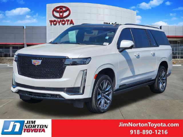 Used 2022 Cadillac Escalade ESV Sport Platinum AWD/4WD image 4