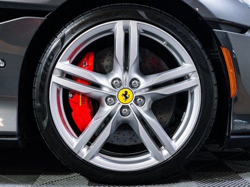 Certified 2023 Ferrari Portofino M image 12