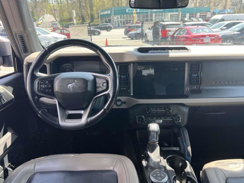 Used 2022 Ford Bronco Wildtrak AWD/4WD image 12