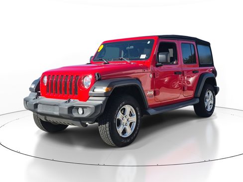 Used 2019 Jeep Wrangler Unlimited Sport S image 3