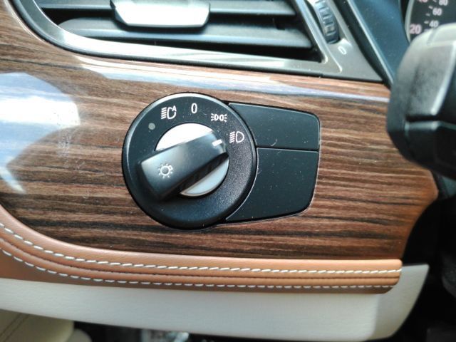 Used 2015 BMW Z4 sDrive28i RWD image 29