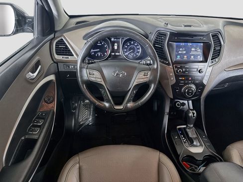 Used 2017 Hyundai Santa Fe Sport FWD image 17