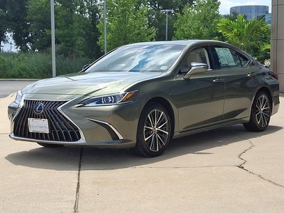 Certified 2025 Lexus ES 350 w/ Premium Package