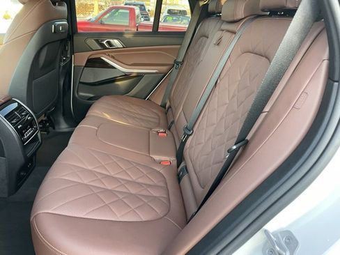 Certified 2026 BMW X5 xDrive40i w/ Premium Package image 7