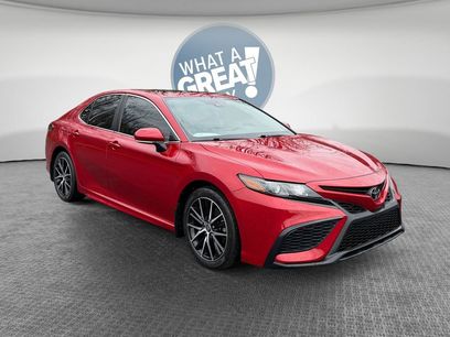 Used 2021 Toyota Camry SE w/ Cold Weather Package