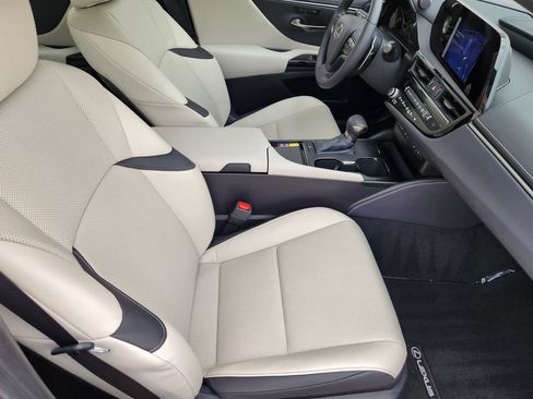 Certified 2025 Lexus ES 350 w/ Premium Package FWD image 14