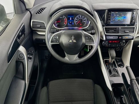 Used 2020 Mitsubishi Eclipse Cross ES image 16