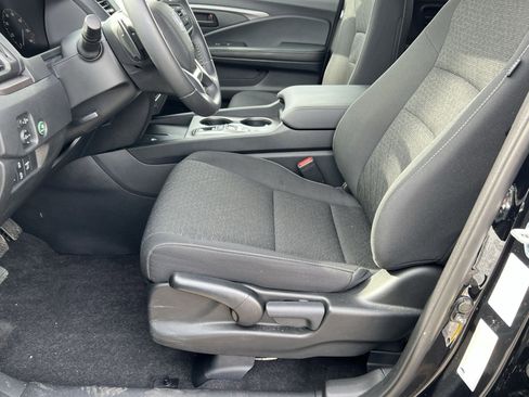 Used 2025 Honda Ridgeline Sport+ image 10