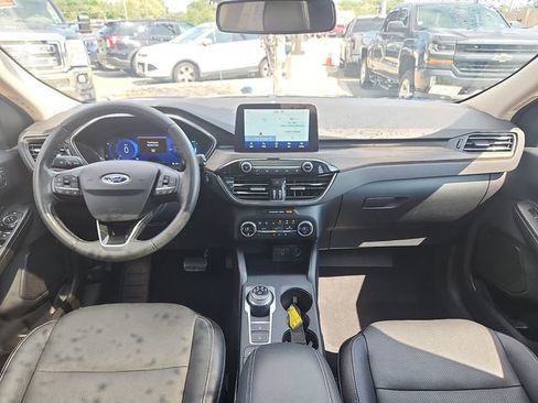 Used 2020 Ford Escape Titanium AWD/4WD image 8