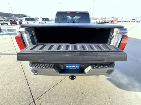 Used 2021 GMC Sierra 1500 Elevation image 22