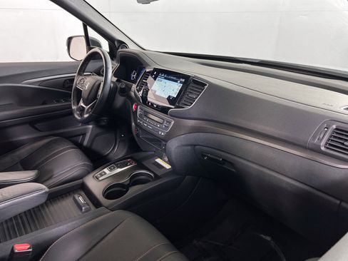 Used 2022 Honda Passport TrailSport image 29