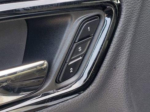 Used 2025 Dodge Durango R/T image 13