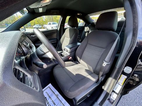 Used 2012 Dodge Charger SE image 11