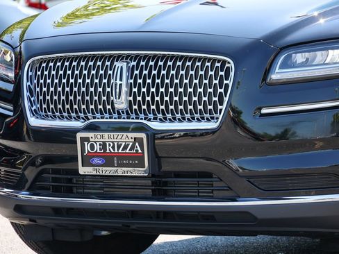 Certified 2023 Lincoln Nautilus AWD w/ Premium Package image 14