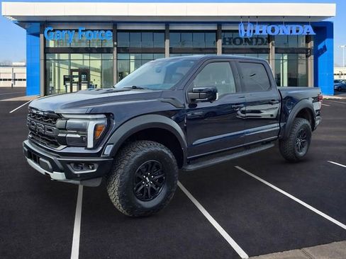 Used 2025 Ford F150 Raptor image 4