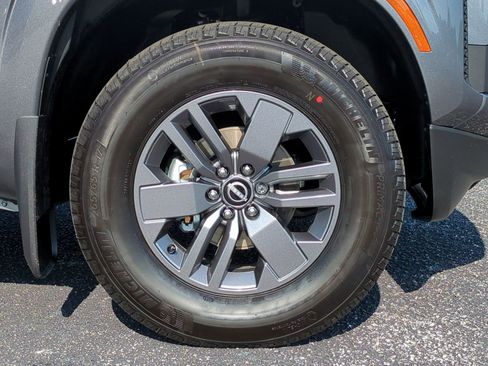 New 2026 Nissan Frontier SV image 11