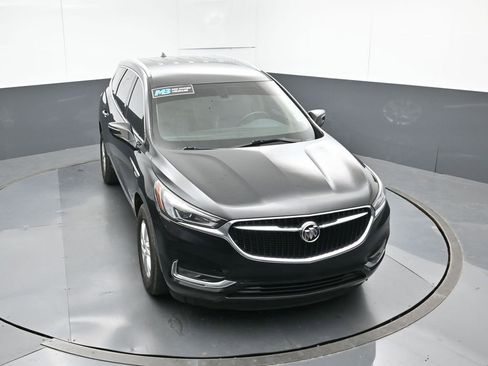 Used 2018 Buick Enclave Essence image 57