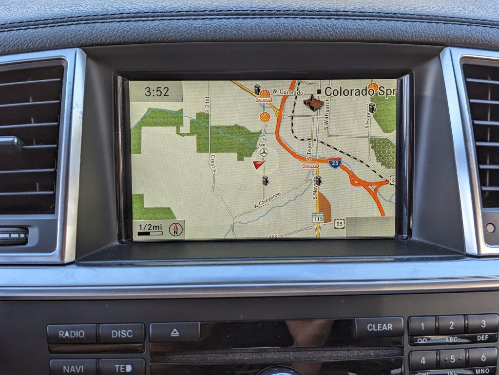 Used 2016 Mercedes-Benz GL 550 4MATIC image 15