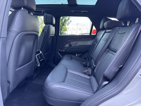 Used 2025 Land Rover Range Rover Sport Dynamic SE AWD/4WD image 14