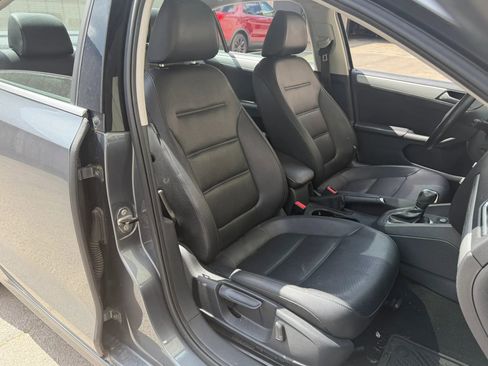 Used 2014 Volkswagen Jetta SE FWD image 13