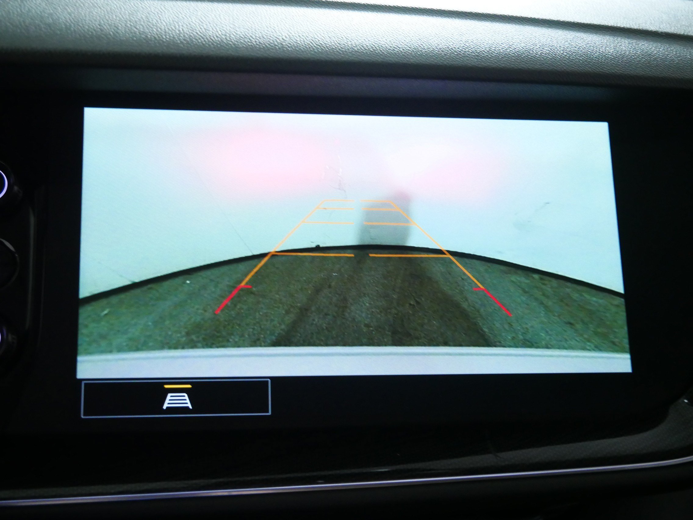 Used 2023 Buick Envision Preferred FWD image 33