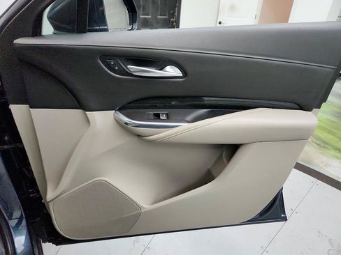 Used 2019 Cadillac XT4 Premium Luxury w/ Cold Weather Package FWD image 28