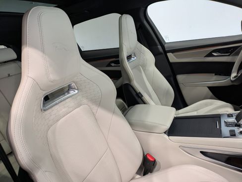 New 2026 Jaguar F-PACE R-Dynamic S image 23