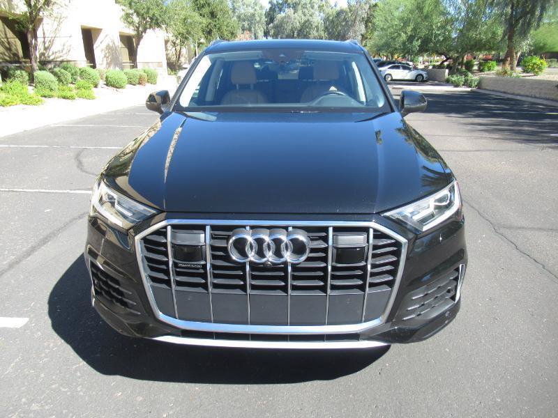 Used 2022 Audi Q7 3.0T Premium Plus w/ Premium Plus Package AWD/4WD image 3
