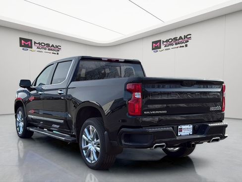 New 2026 Chevrolet Silverado 1500 High Country w/ High Country Premium Package image 5