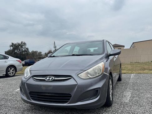 Used 2016 Hyundai Accent SE image 2