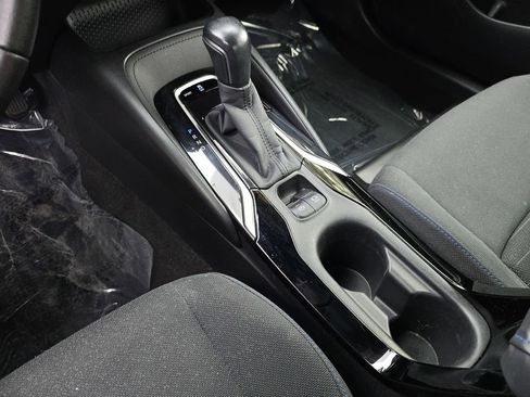 Used 2020 Toyota Corolla SE FWD image 30