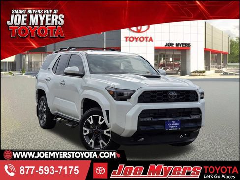 Used 2025 Toyota 4Runner TRD Sport AWD/4WD image 1